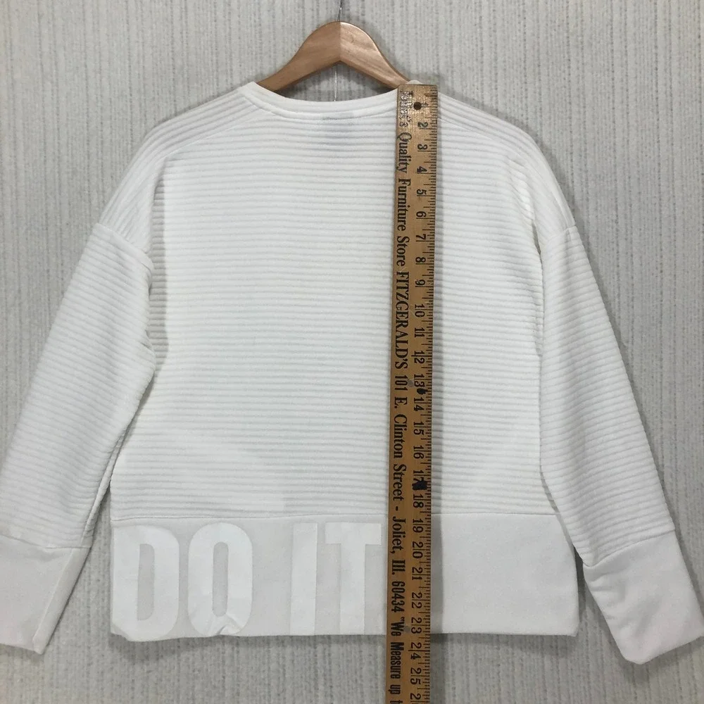 Nike Dri-FIT Pullover Sweatshirt Women's XS White Long Sleeve Just‎ Do It